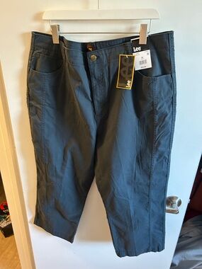 Lee Charcoal Capri Pants with Tag - Size 20